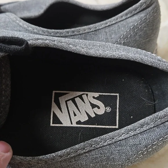 Vans Gray Low Tops Size 9.5 - Picture 4 of 5